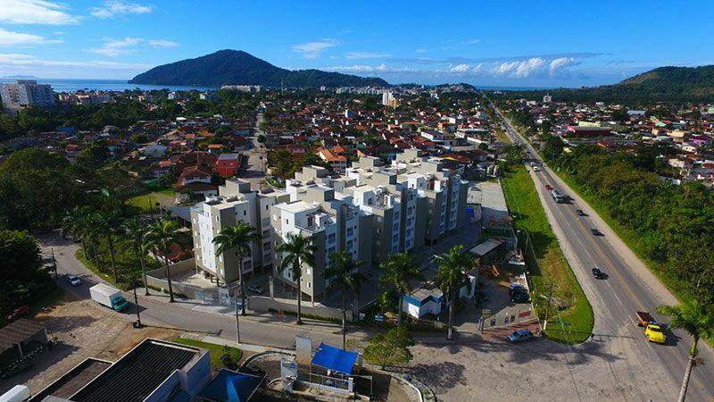 Condominio Jdm Das Palmeiras Убатуба Экстерьер фото